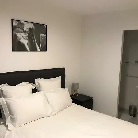 Appartements Nimes Apartament *