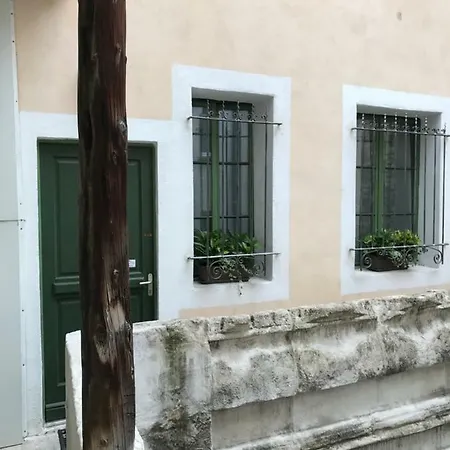 Appartements Nimes * Nîmes